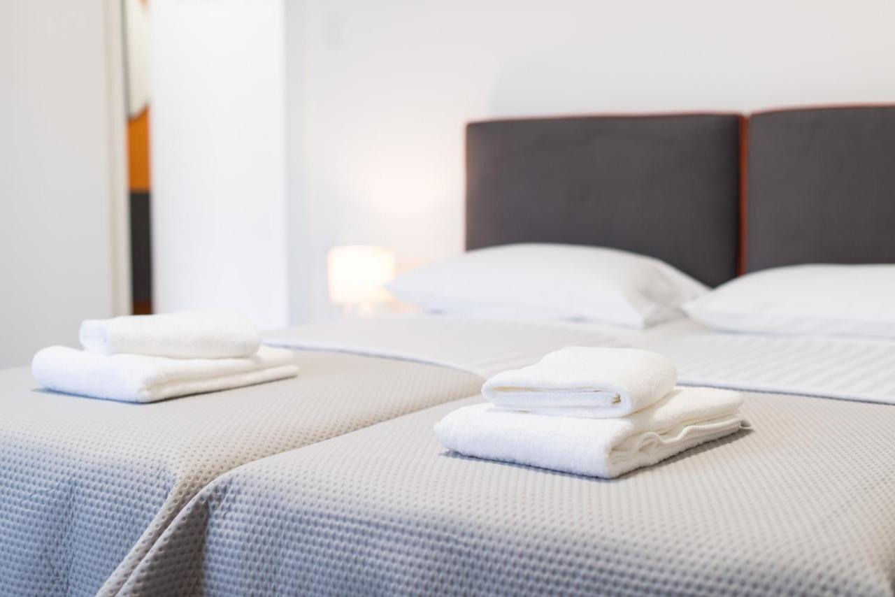 Apartments Sherri غييكا المظهر الخارجي الصورة