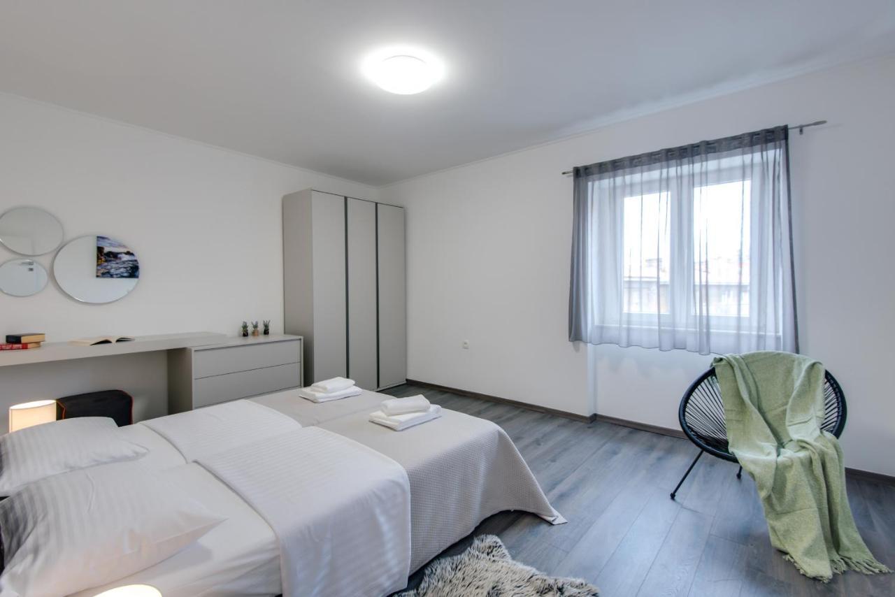 Apartments Sherri غييكا المظهر الخارجي الصورة